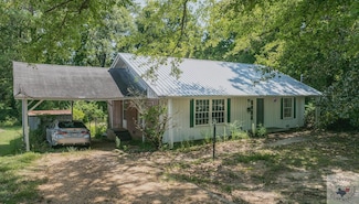 642 Maul Rd, Camden, AR 71701