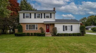 205 Struthers Liberty Rd, Campbell, OH 44405
