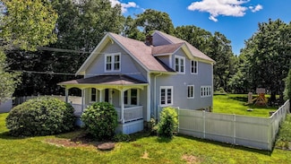 449 Old Westport Rd, North Dartmouth, MA 02747