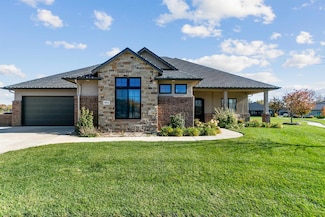 3854 N Red Fox Cir, Maize, KS 67101