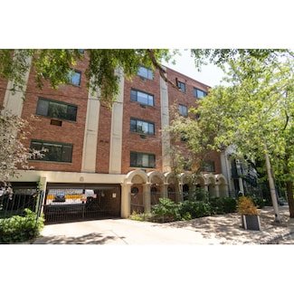 1533 N Wieland St Unit 2B, Chicago, IL 60610