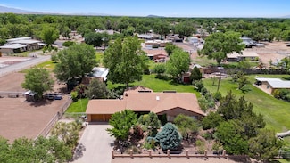 535 La Plata Dr, Bosque Farms, NM 87068