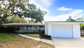 7464 Cass Cir, Sarasota, FL 34231