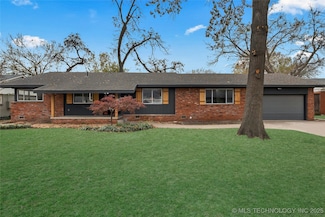 4334 S Trenton Ave, Tulsa, OK 74105