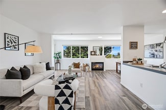 3717 California Ave SW Unit 304, Seattle, WA 98116