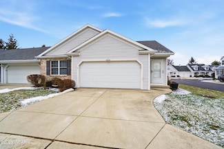 123 Eagles Point W, Lima, OH 45805
