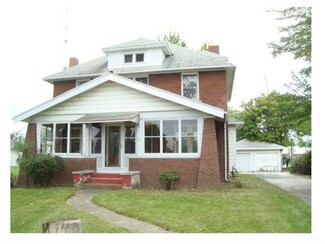 2804 Olde Curtice Rd, Northwood, OH 43619