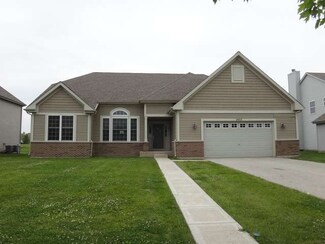 2933 Carlisle Ln, North Aurora, IL 60542