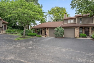 653 Hidden Valley Ct, Fairborn, OH 45324