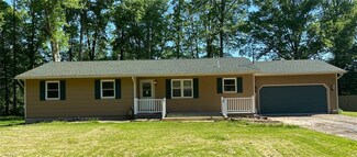 5325 Liberty Ave, Newton Falls, OH 44444