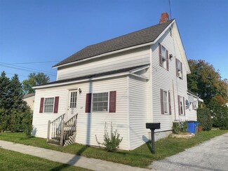 59 Cedar St, Saint Albans, VT 05478