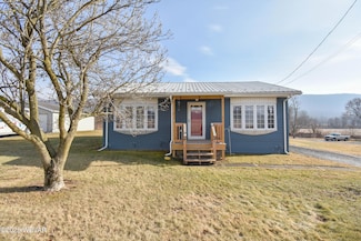 992 Eagle Valley Rd, Beech Creek, PA 16822