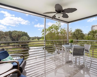 3510 Oaks Way Unit 306, Pompano Beach, FL 33069