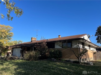 2036 Polen Dr, Dayton, OH 45440