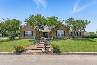 201 Wilson St, Whitesboro, TX 76273