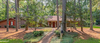 205 Woodridge Dr, Yazoo City, MS 39194