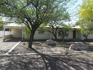 761 N Crest Dr, Tucson, AZ 85716