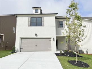 266 Station Overlook Dr, Auburn, GA 30011