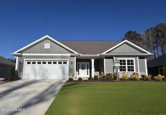 114 Firethorn Cir, Wallace, NC 28466