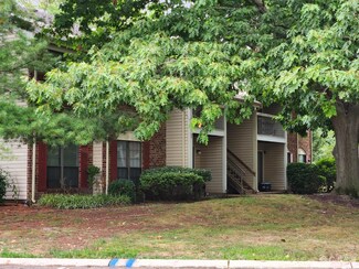 14 Crabapple Ln Unit 194, Franklin Park, NJ 08823