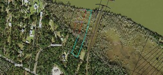 130 Magnolia Ln, Apalachicola, FL 32320
