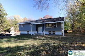 1595 Spruce St, Stroudsburg, PA 18360