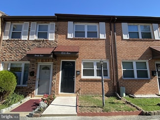 33 Park Vallei Ln, Brookhaven, PA 19015