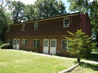 138 Knollwood Dr, Industry, PA 15052