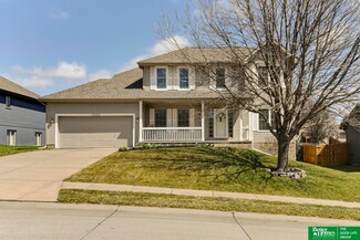 15222 Curtis Ave, Omaha, NE 68116