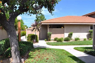 2142 Foxglove Rd, Tustin, CA 92780