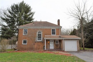 901 Colonial Dr, Youngstown, OH 44505