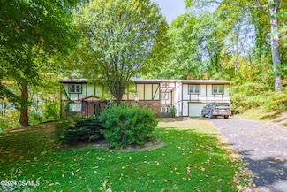 2223 Park Rd, Coal Township, PA 17866