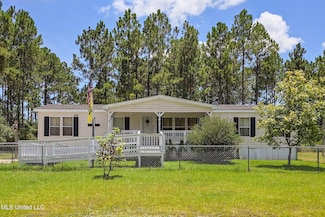13809 Briarwood Dr, Ocean Springs, MS 39565