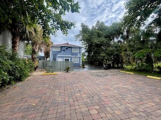 919 2nd St Unit 4, West Palm Beach, FL 33401