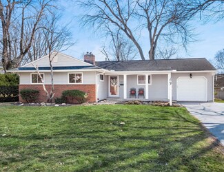 2645 Love Dr, Columbus, OH 43221