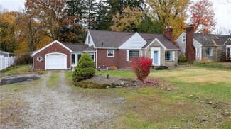 2840 Canton Rd, Uniontown, OH 44685