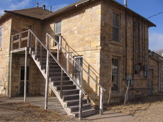 114 N Kansas Ave, Ness City, KS 67560