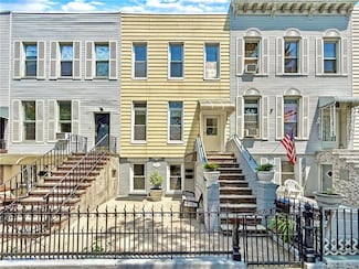 13 Windsor Place, Brooklyn, NY 11215