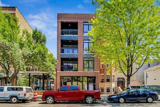3355 N Southport Ave Unit 2F, Chicago, IL 60657
