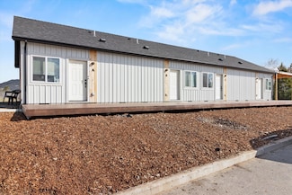 1209 Carlyle St, Klamath Falls, OR 97601