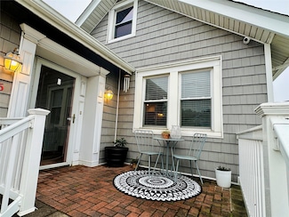 226 E Pine St Unit 1, Long Beach, NY 11561