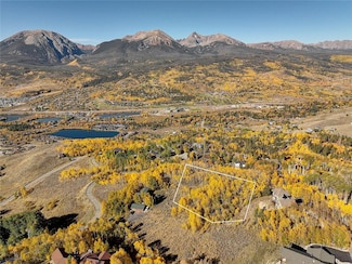 990 Lakeview Cir, Silverthorne, CO 80498