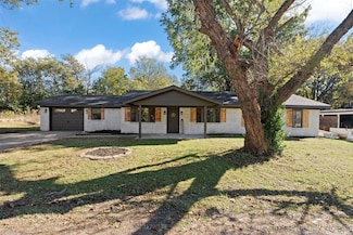 7 N Ora St, Pryor, OK 74361