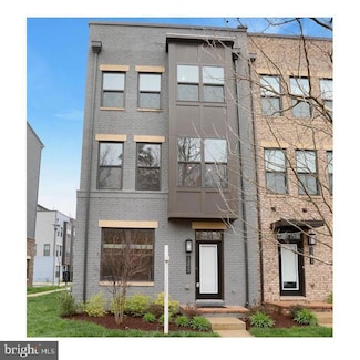13032 Hattontown Square, Oak Hill, VA 20171