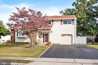 374 Regina Ave, Trenton, NJ 08619