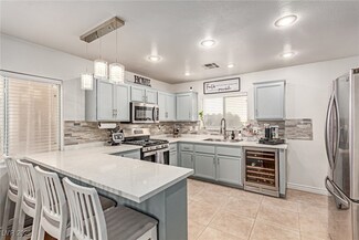 4786 Valleyside Ave, Las Vegas, NV 89115