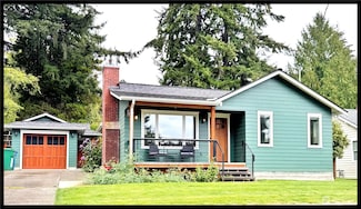 11542 39th Ave NE, Seattle, WA 98125