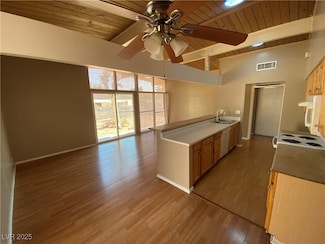 4512 Exposition Ave, Las Vegas, NV 89102