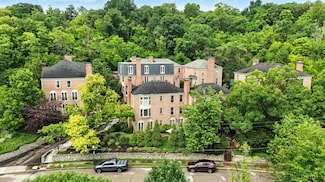 854 Rue de la Paix, Cincinnati, OH 45220