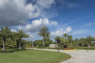 12902 Touchstone Place, West Palm Beach, FL 33418